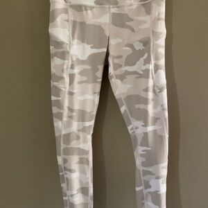 Athleta Tan and White Leggings Sleek Performance Bottoms